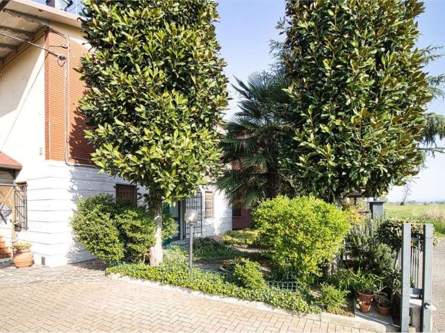 Casa in vendita a Buon Pastore-Sant'Agnese-San Damaso, Modena