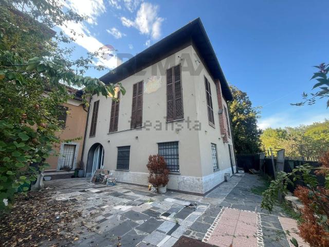 Casa in vendita a Selva, Cadegliano-Viconago