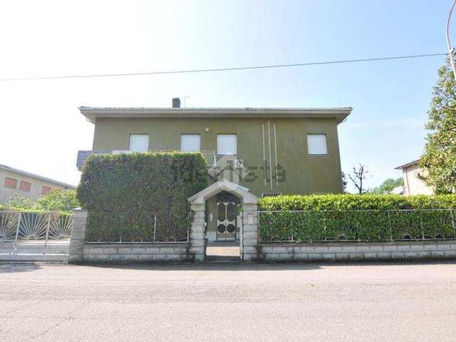Casa in vendita a Unione Terre d'Acqua, San Giovanni In Persiceto