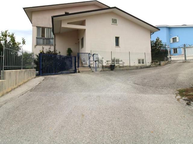 Casa in vendita a Campobasso, Molise