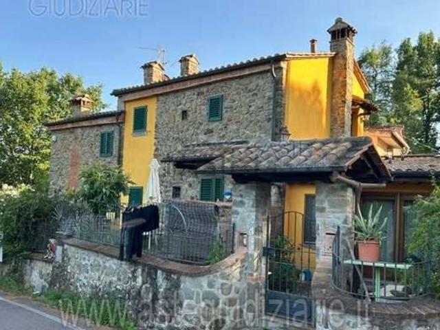 Casa in vendita a Montecatini Terme, Toscana
