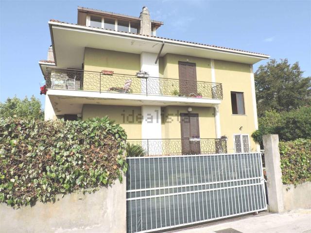Casa in vendita a Sessa Aurunca, Campania