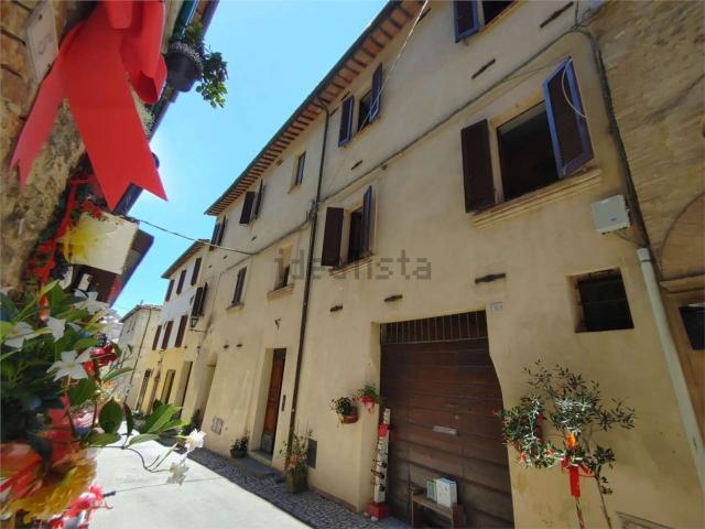 Casa in vendita a Montefalco, Umbria
