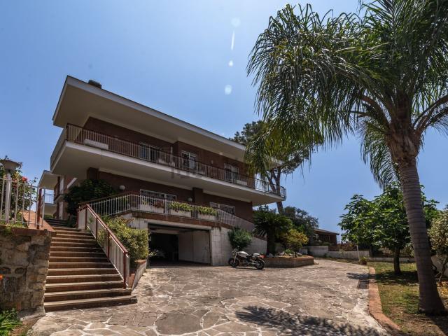 Casa in vendita a Tre Pini, Roma