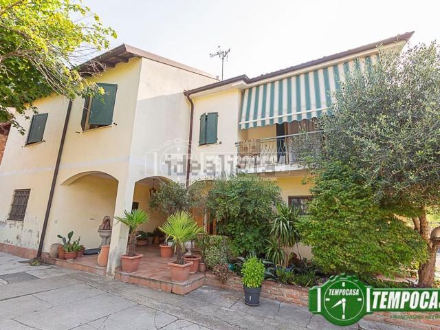 Casa in vendita a Montodine, Cremona