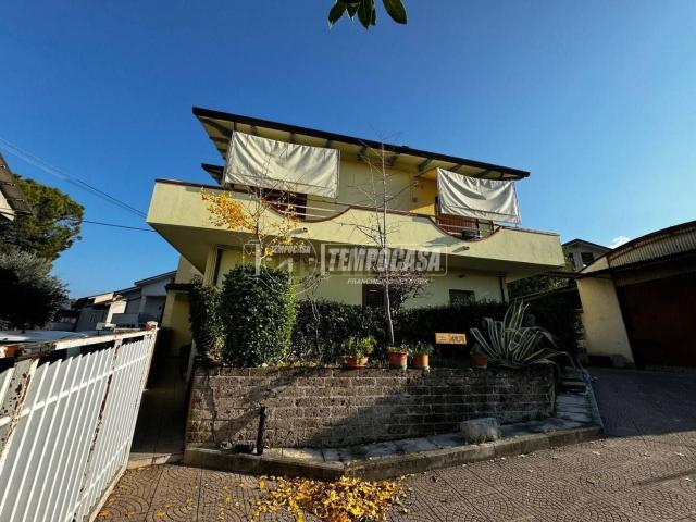 Casa in vendita a Chieti, Abruzzo