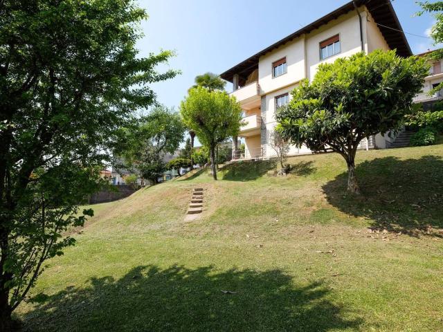 Casa in vendita a Almenno San Bartolomeo, Lombardia
