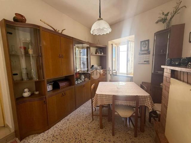 Casa in vendita a Centro storico, Amelia