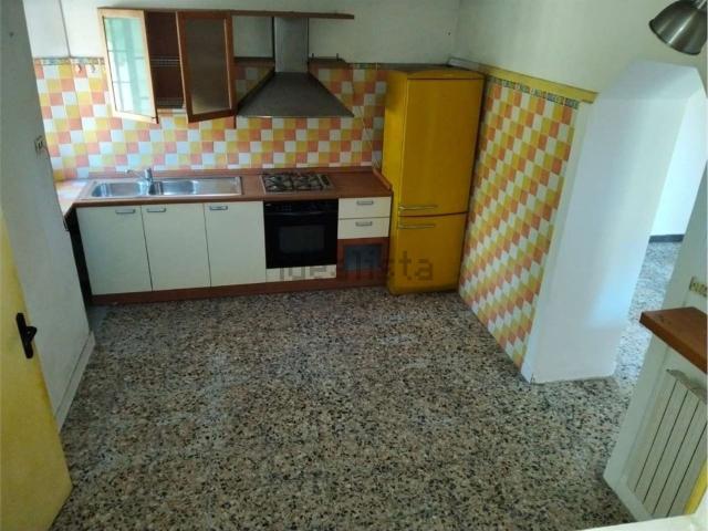 Casa in vendita a Nave, Sarzana