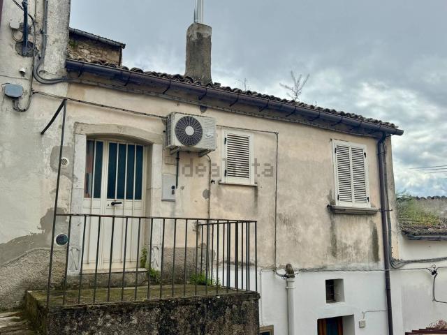 Casa in vendita a Zungoli, Campania