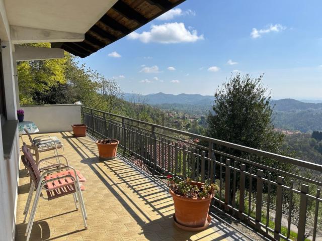 Casa in vendita a Valdilana, Piemonte