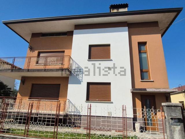 Casa in vendita a Martignacco, Friuli-Venezia Giulia