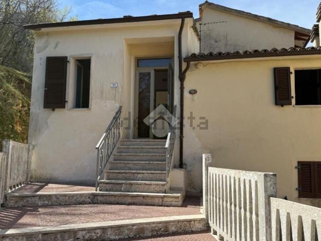 Casa in vendita a Montecchio, Umbria