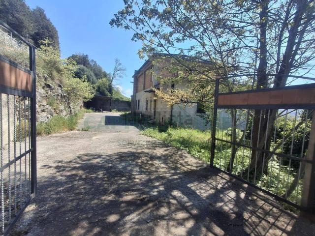 Casa in vendita a Lombardi, Mercato San Severino