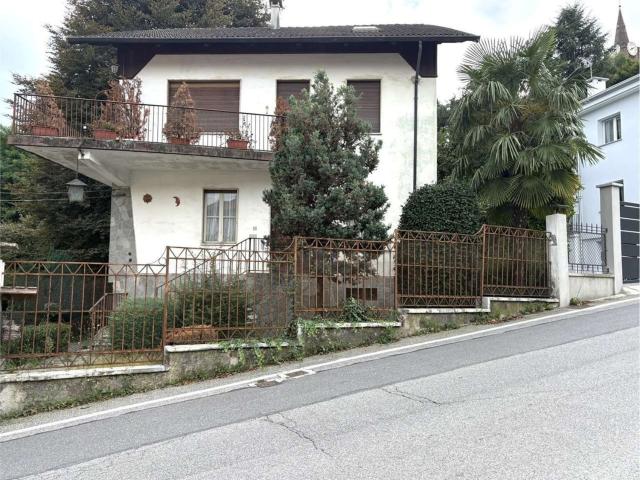 Casa in vendita a Pinerolo, Torino
