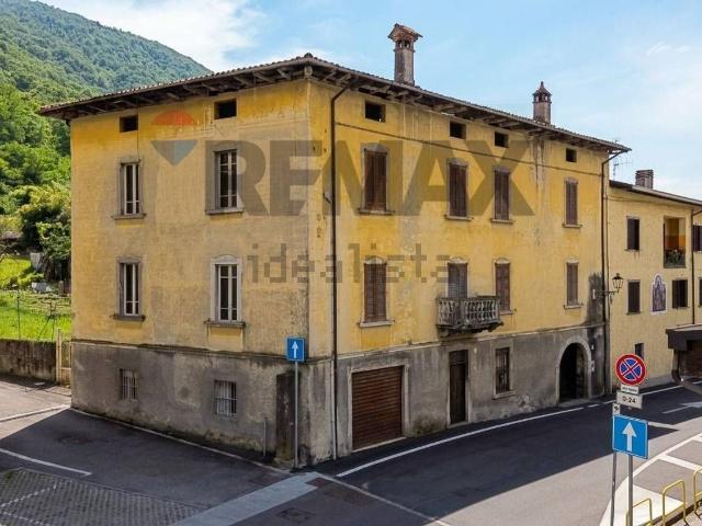 Casa in vendita a Comunità montana della valle Camonica, Pian Camuno