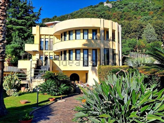 Casa in vendita a Salerno