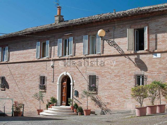 Casa in vendita a Marche, Fermo