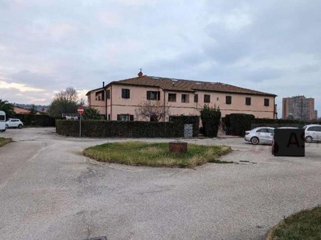 Casa in vendita a Marche, Macerata