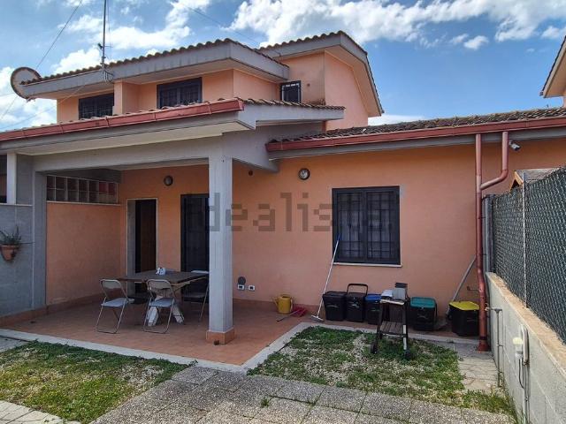 Casa in vendita a Tognazzi, Roma Capitale