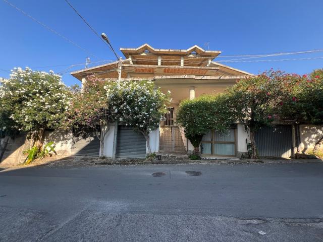 Casa in vendita a Calabria, Vibo Valentia