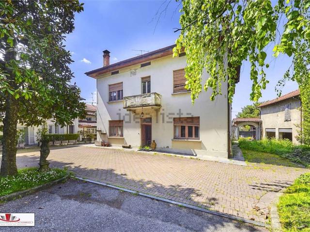 Casa in vendita a Maccio, Villa Guardia