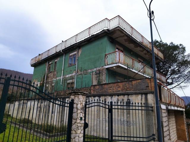 Casa in vendita a Vetriera, Monteforte Irpino