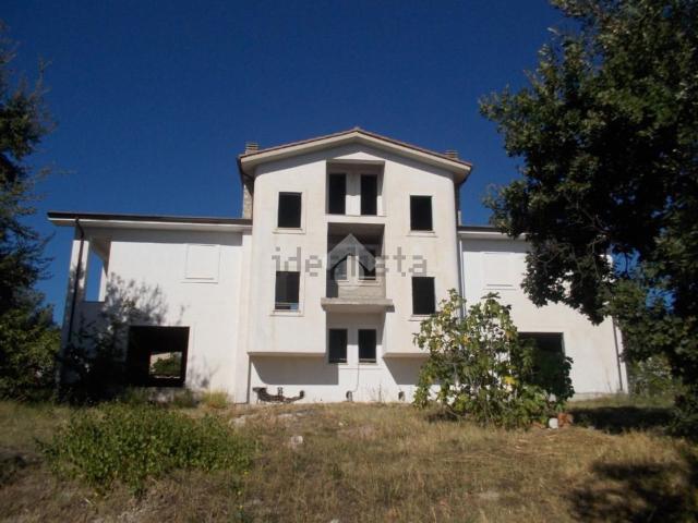 Casa in vendita a Calabria, Cosenza