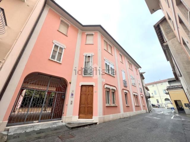 Casa in vendita a Asola, Lombardia