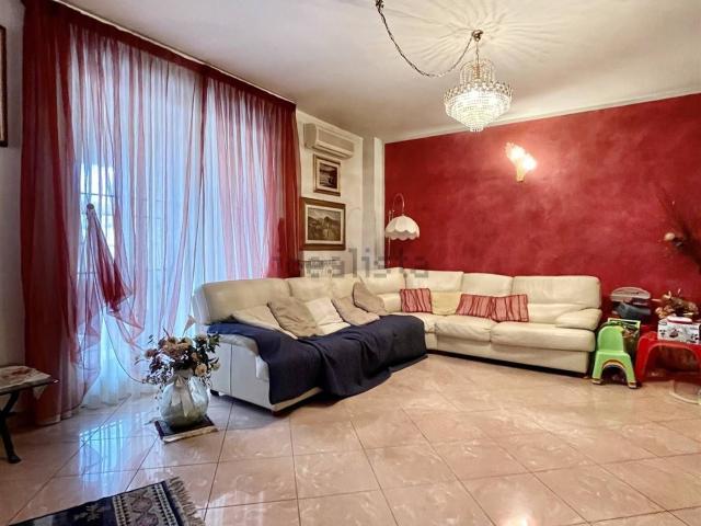 Casa in vendita a Poggio A Caiano, Toscana
