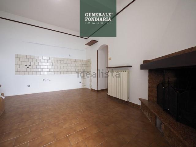 Casa in vendita a Follo, Liguria