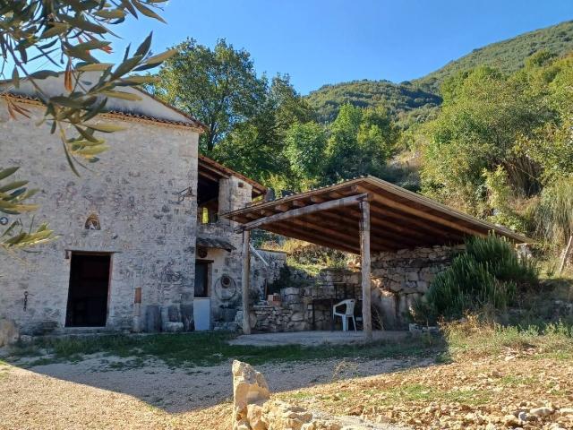 Casa in vendita a Amaseno, Lazio