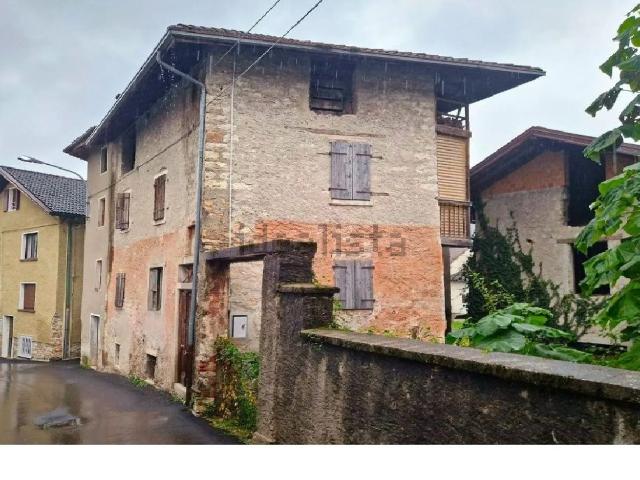 Casa in vendita a Mellame, Arsiè