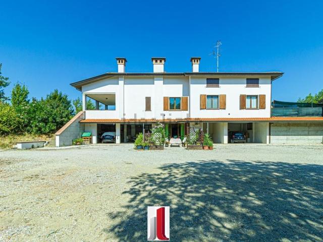 Casa in vendita a Nuovo Circondario Imolese, Imola