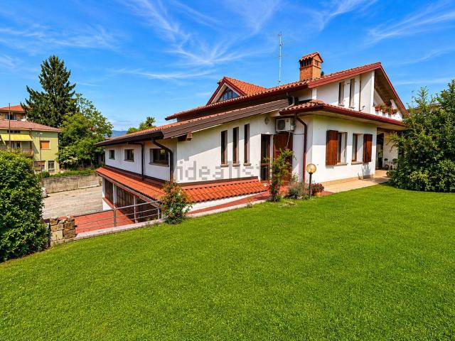Casa in vendita a Montello, Lombardia