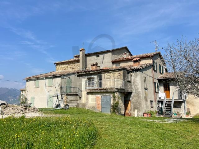 Casa in vendita a Unione di comuni Valmarecchia, San Leo