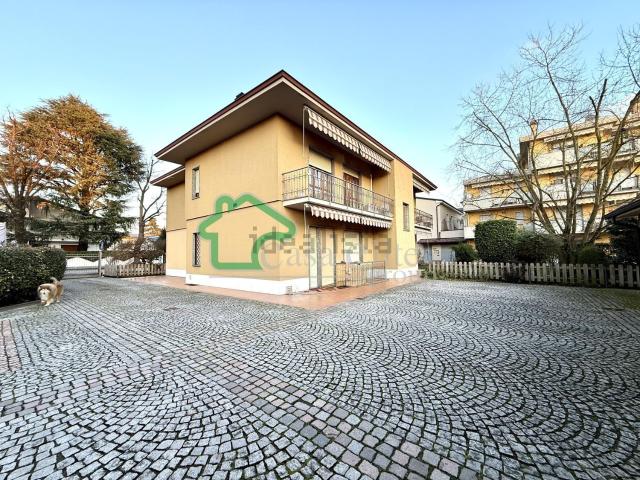 Casa in vendita a Olmo, Lodi