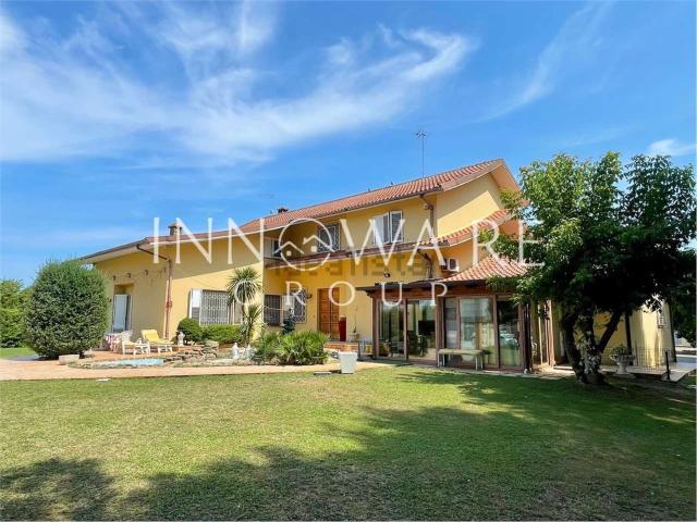 Casa in vendita a Musone, Marche