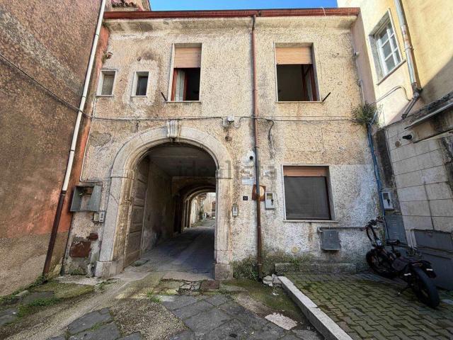 Casa in vendita a Cervinara, Campania