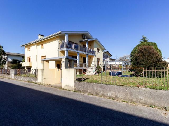 Casa in vendita a Nogaredo, Cordenons