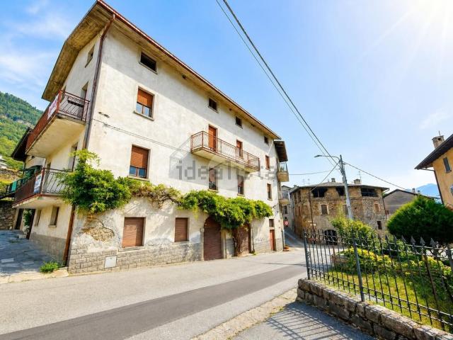 Casa in vendita a Tresivio, Lombardia