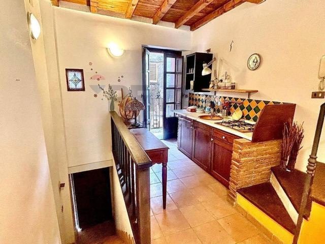 Casa in vendita a Centro storico, Catania