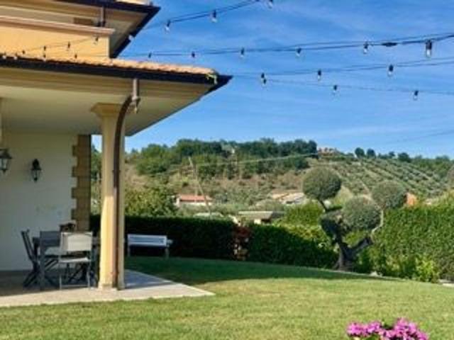 Casa in vendita a Elice, Pescara