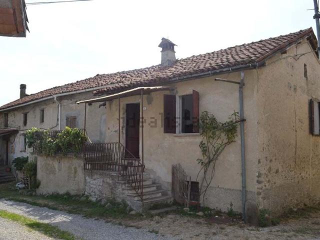 Casa in vendita a Cairo Montenotte, Liguria