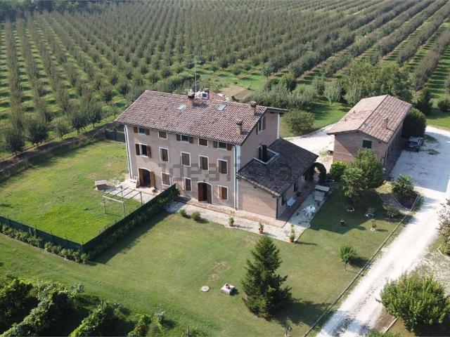 Casa in vendita a Buon Pastore-Sant'Agnese-San Damaso, Modena