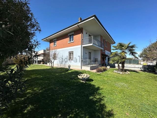 Casa in vendita a Piemonte, Vercelli