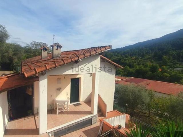 Casa in vendita a Baiardo, Liguria