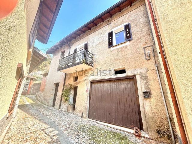 Casa in vendita a Masciago Primo