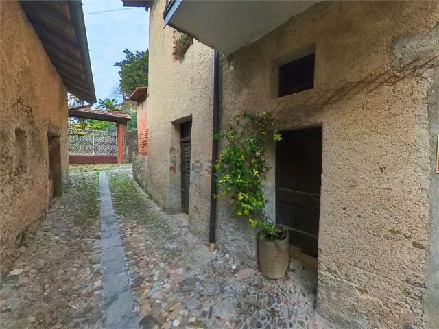 Casa in vendita a Comunità Montana Valli del Verbano, Masciago Primo