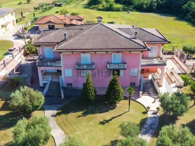 Casa in vendita a San Giovanni Incarico, Lazio